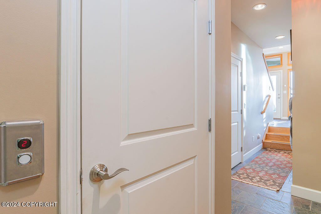 816 Quiet Creek Drive