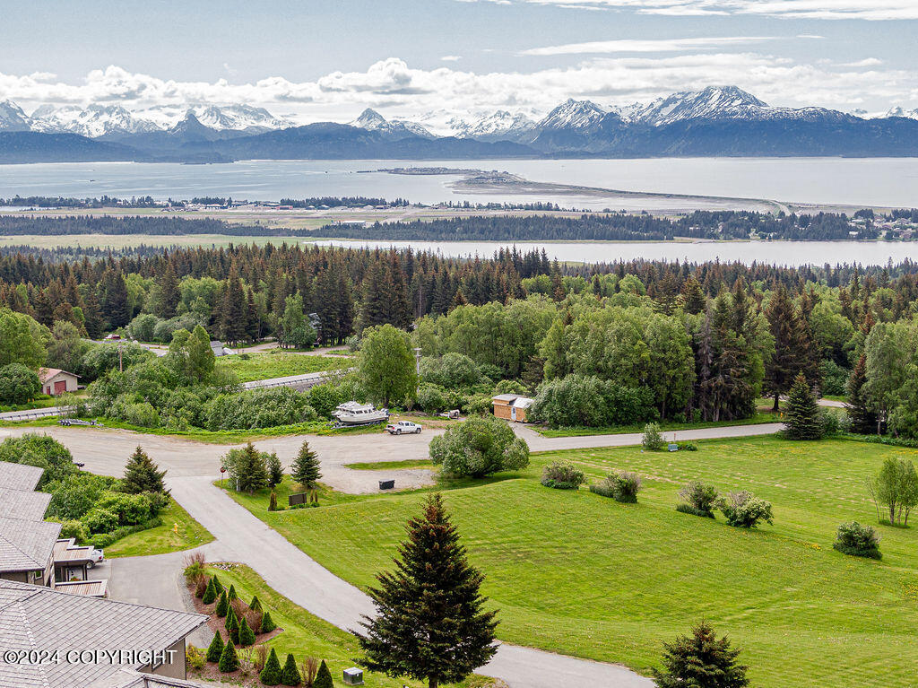 816 Quiet Creek Drive