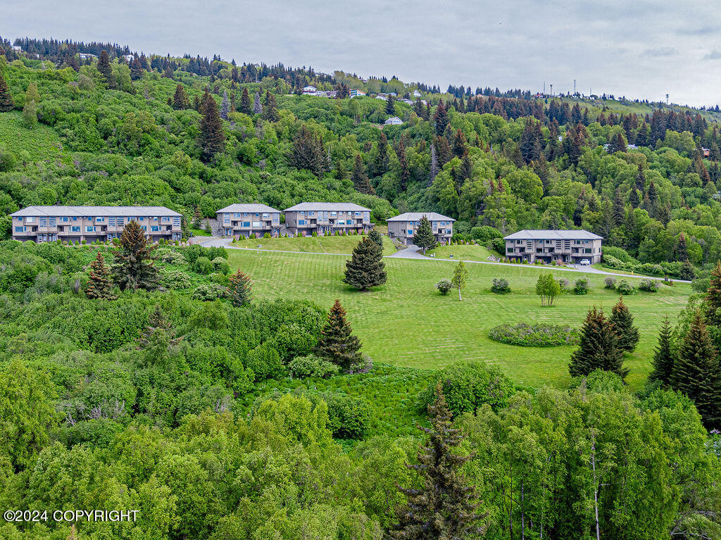 816 Quiet Creek Drive