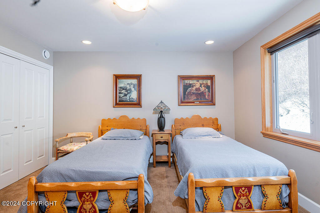 816 Quiet Creek Drive