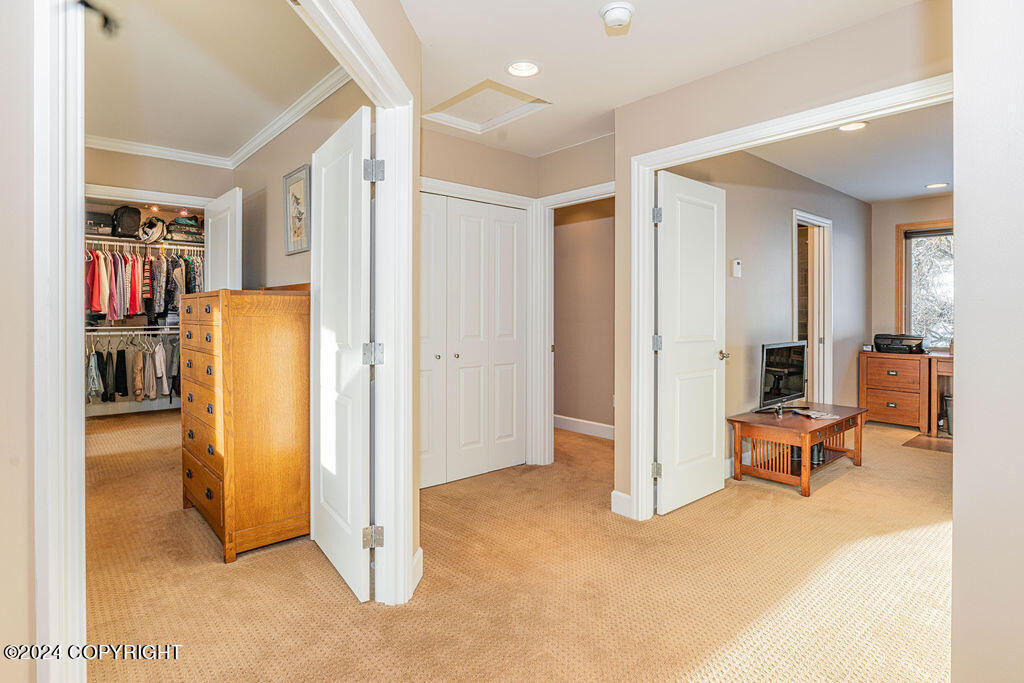 816 Quiet Creek Drive