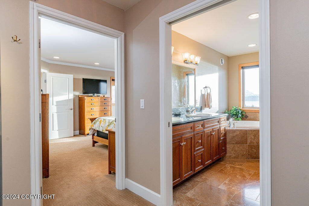 816 Quiet Creek Drive