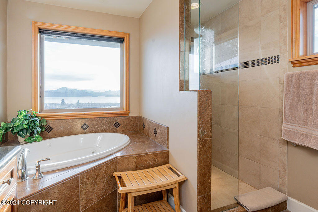 816 Quiet Creek Drive