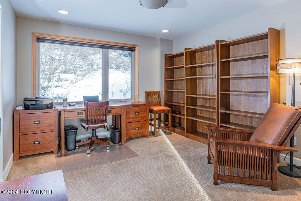 816 Quiet Creek Drive