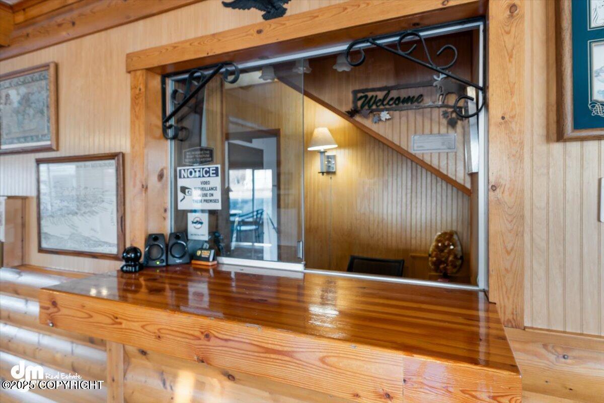 147 E Pioneer Avenue