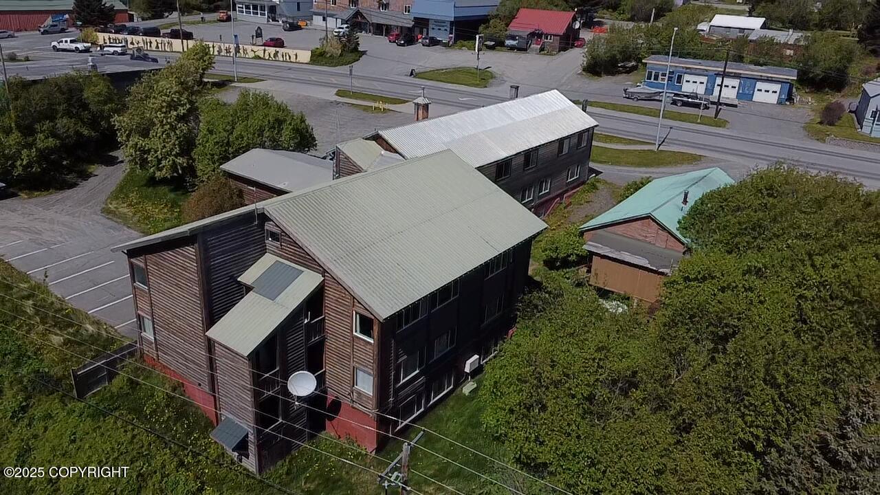 147 E Pioneer Avenue