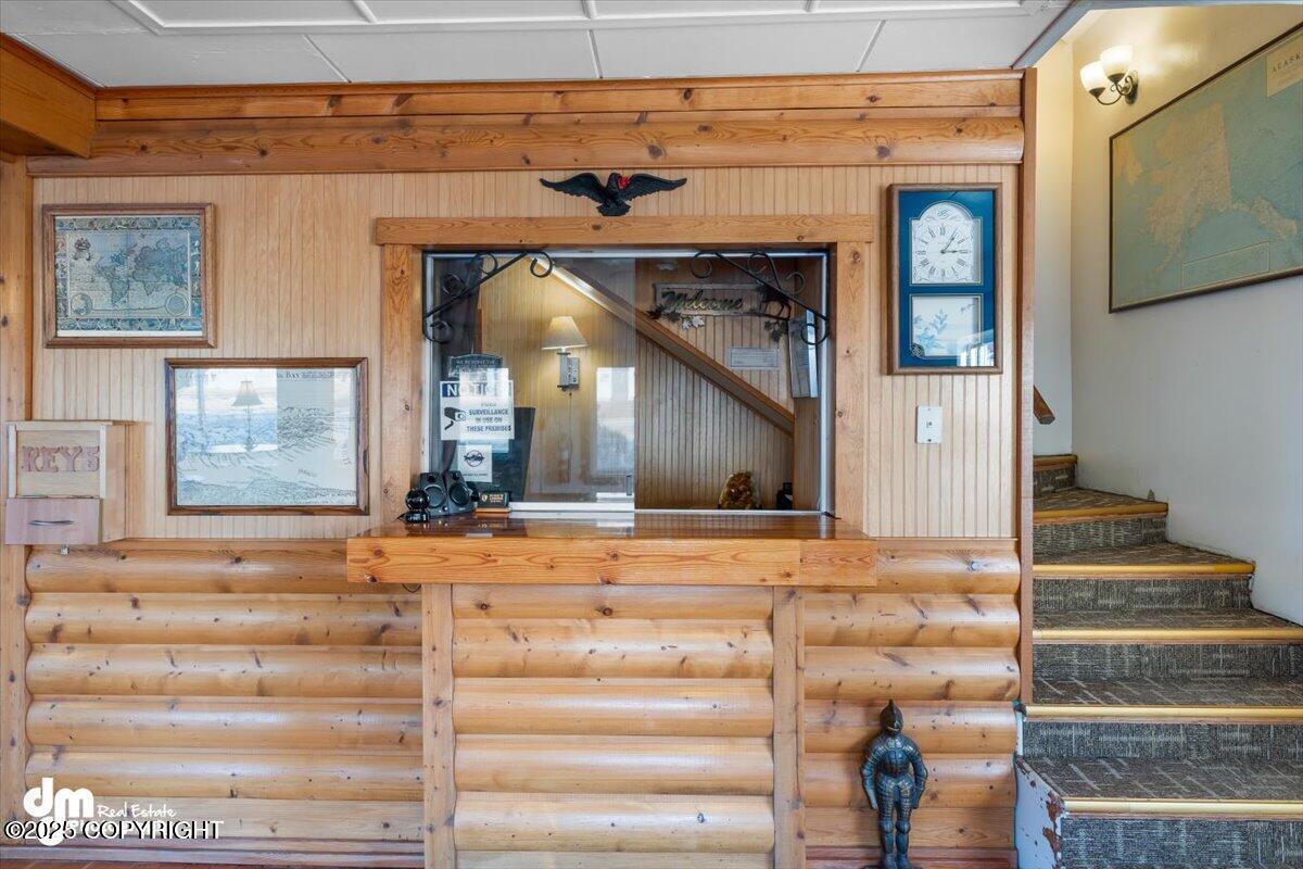 147 E Pioneer Avenue