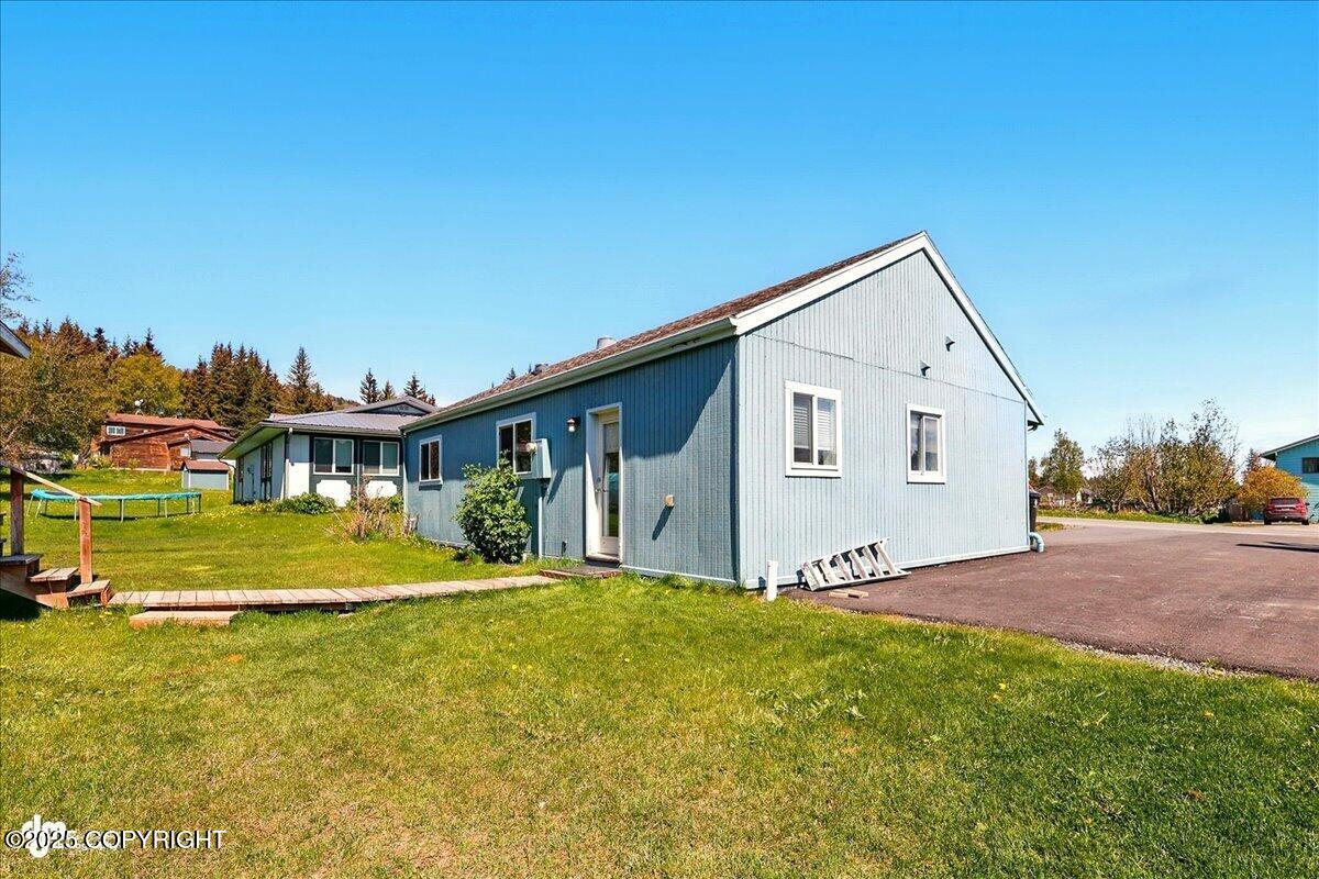 4661 Rochelle Road