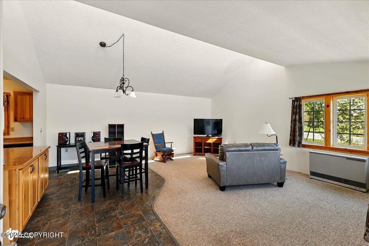 4661 Rochelle Road