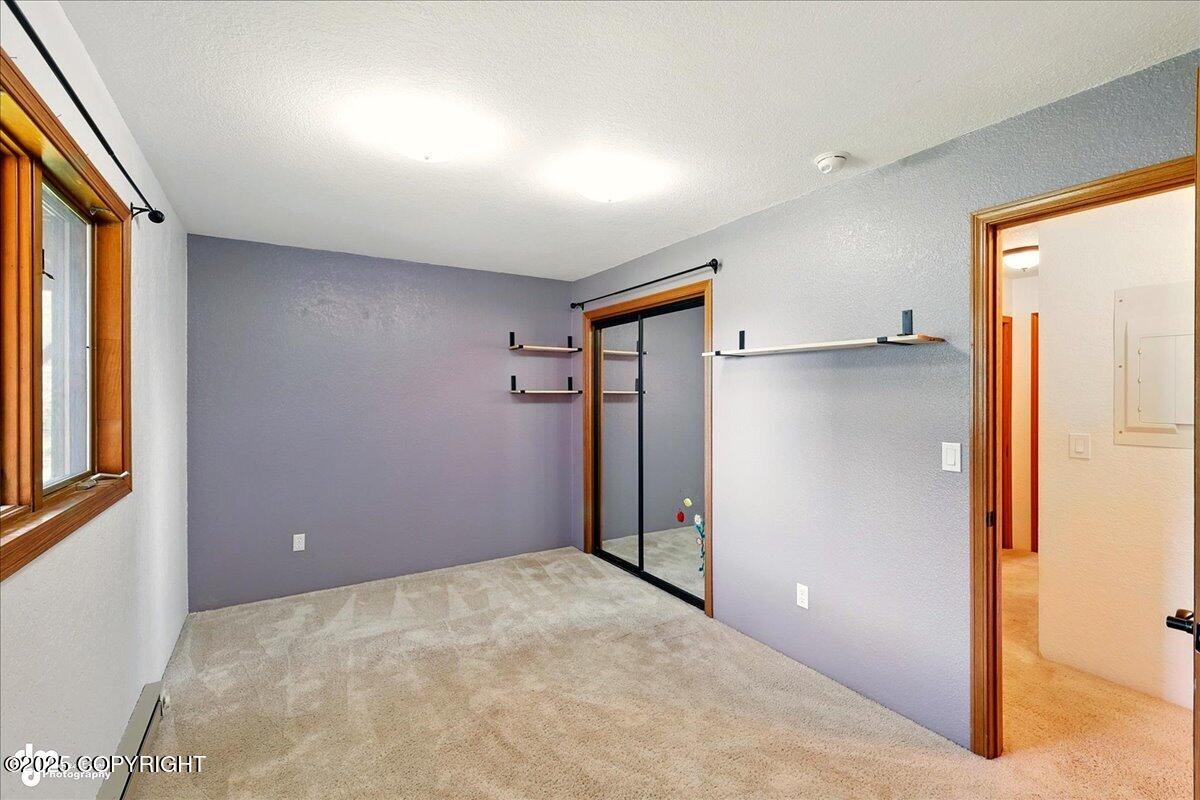 4085 Calhoun Street