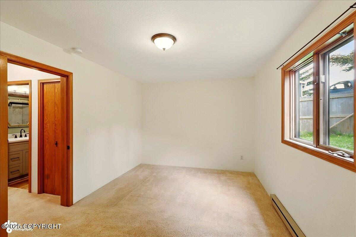 4085 Calhoun Street