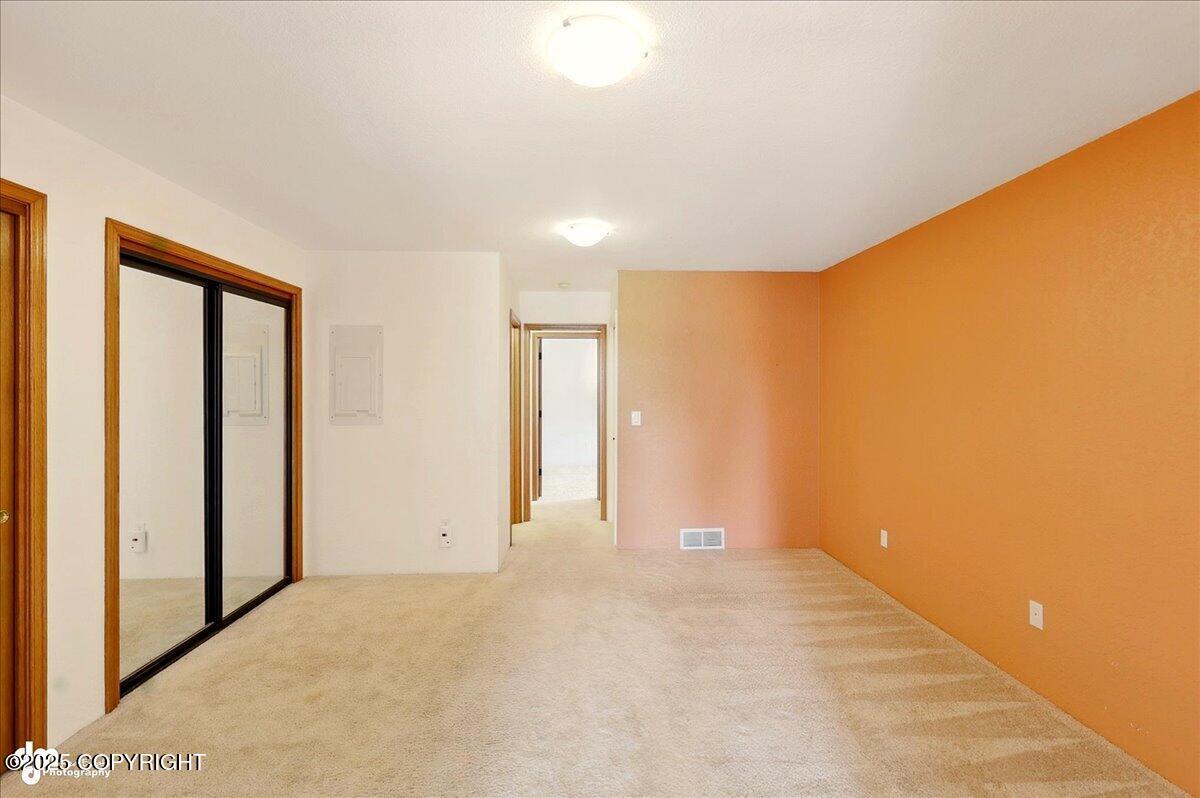 4085 Calhoun Street