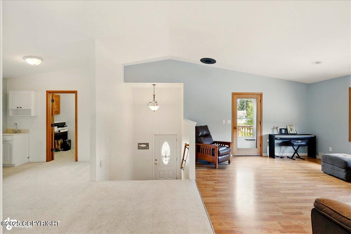 4085 Calhoun Street