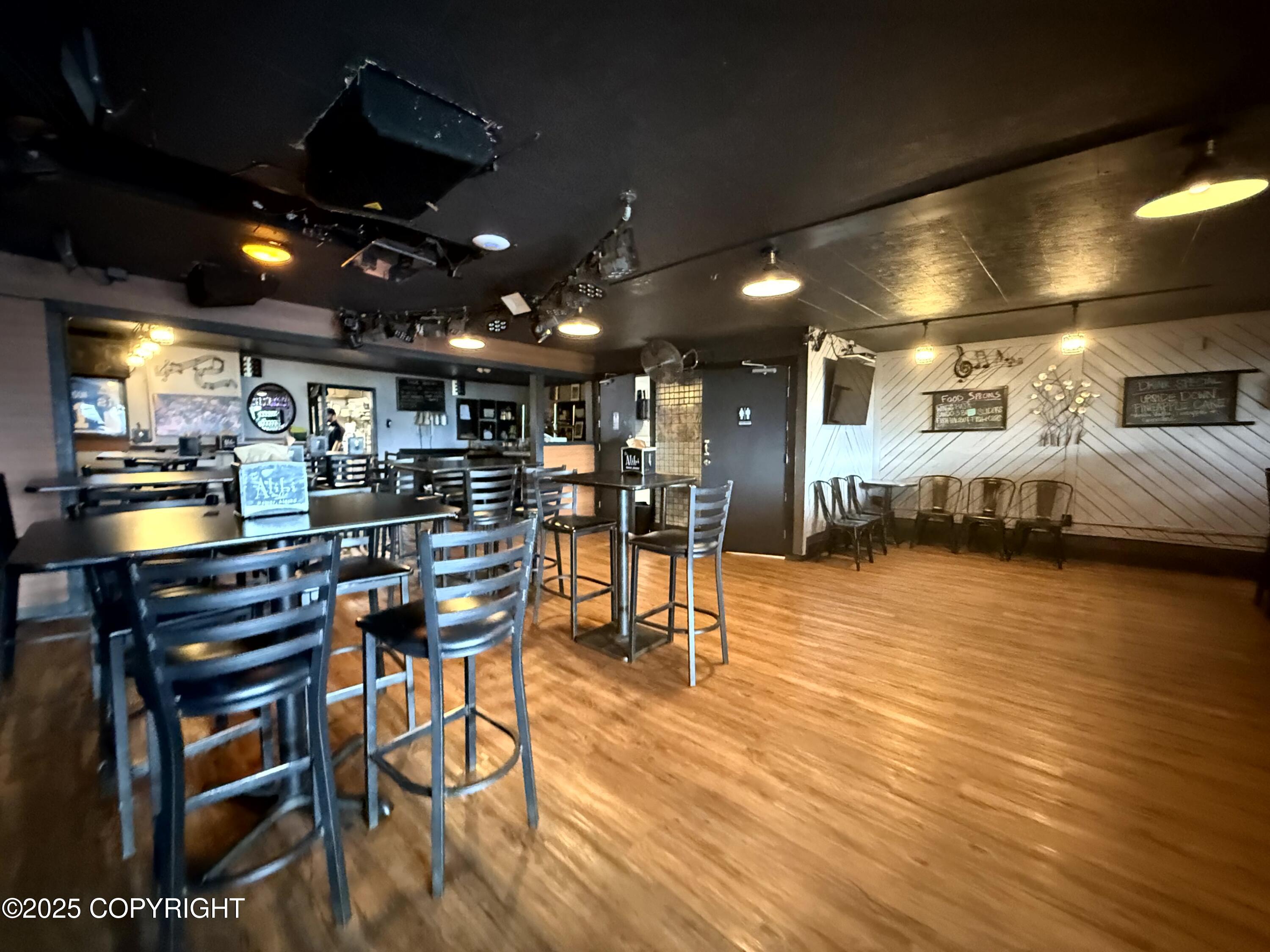 453 E Pioneer Avenue