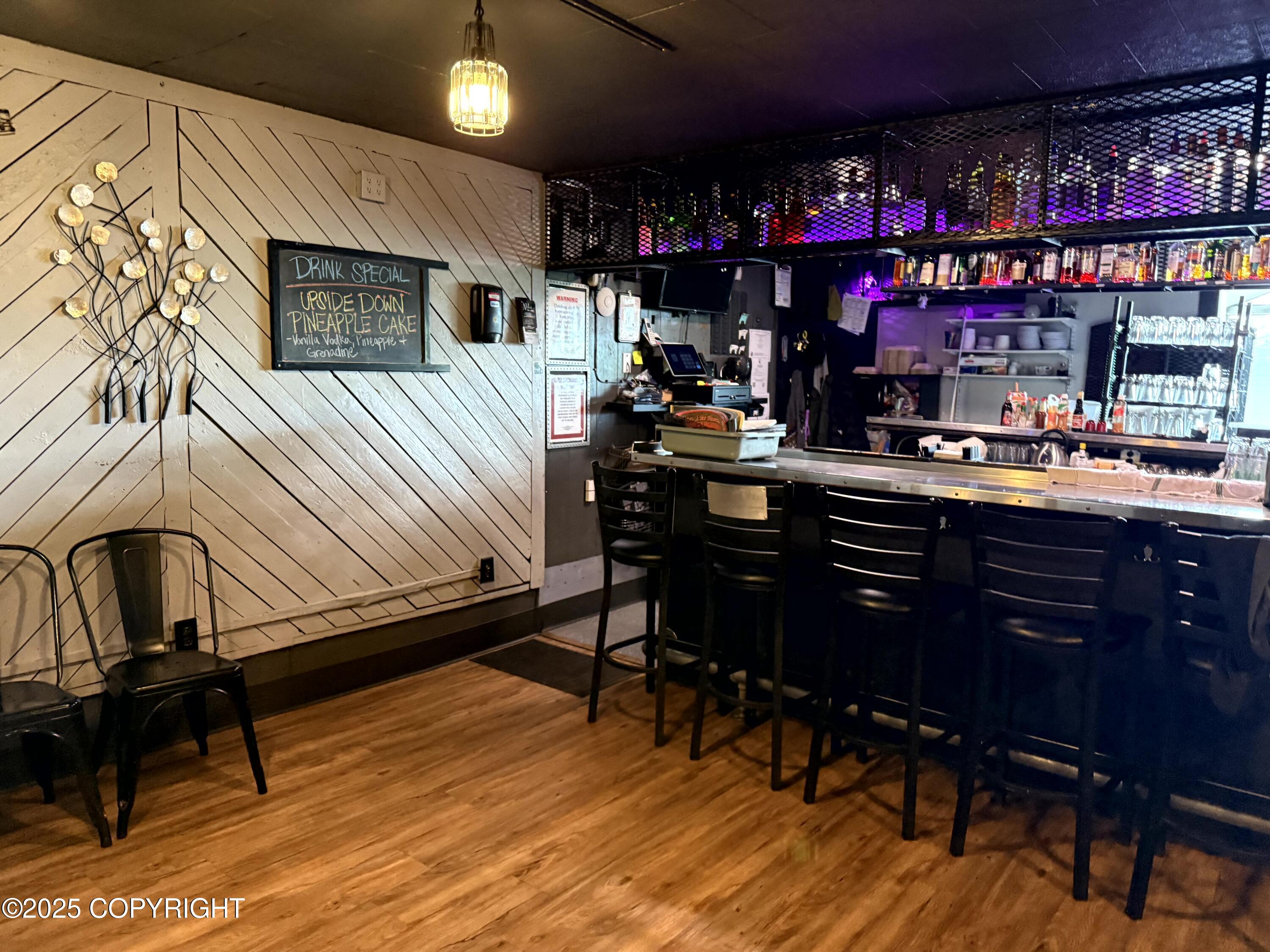 453 E Pioneer Avenue