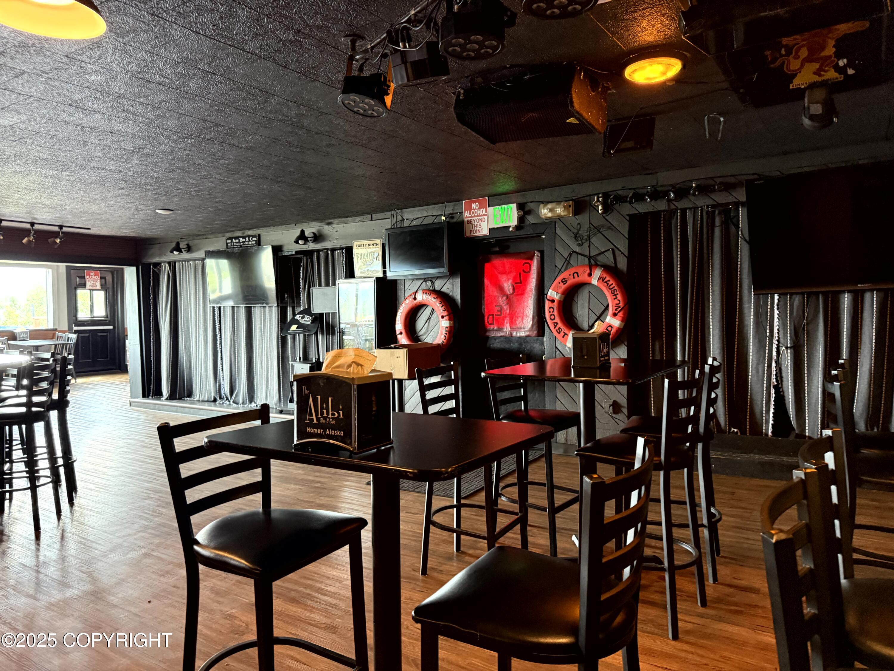 453 E Pioneer Avenue