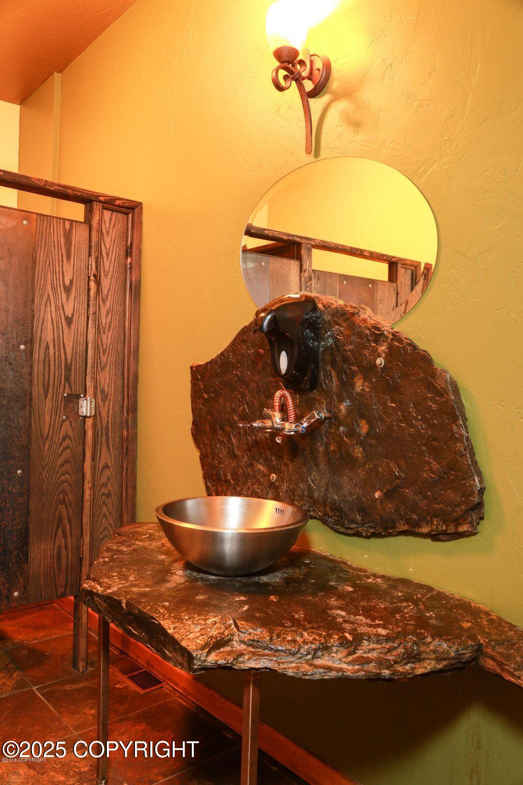 59217 E East End Road