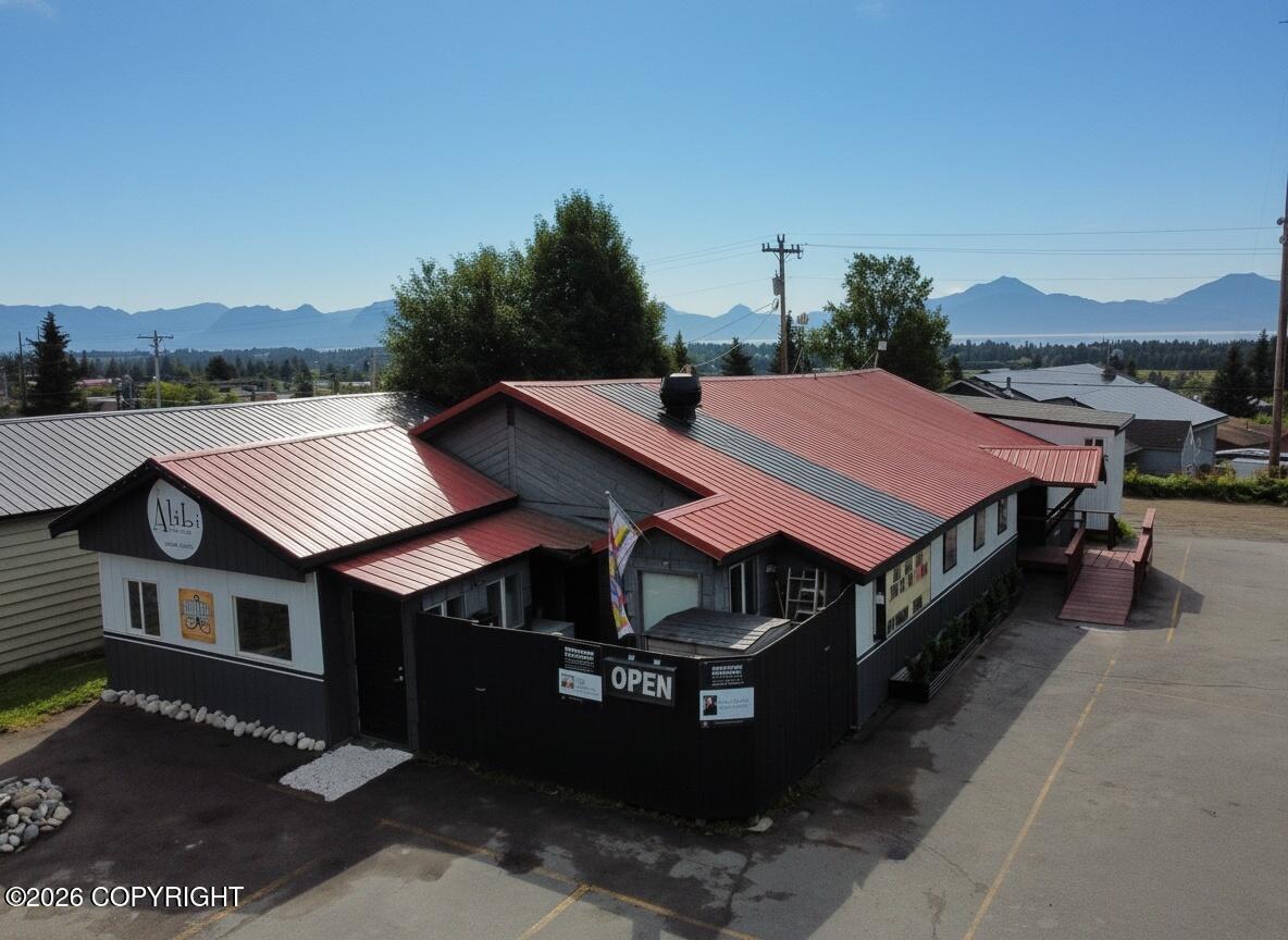 453 E Pioneer Avenue