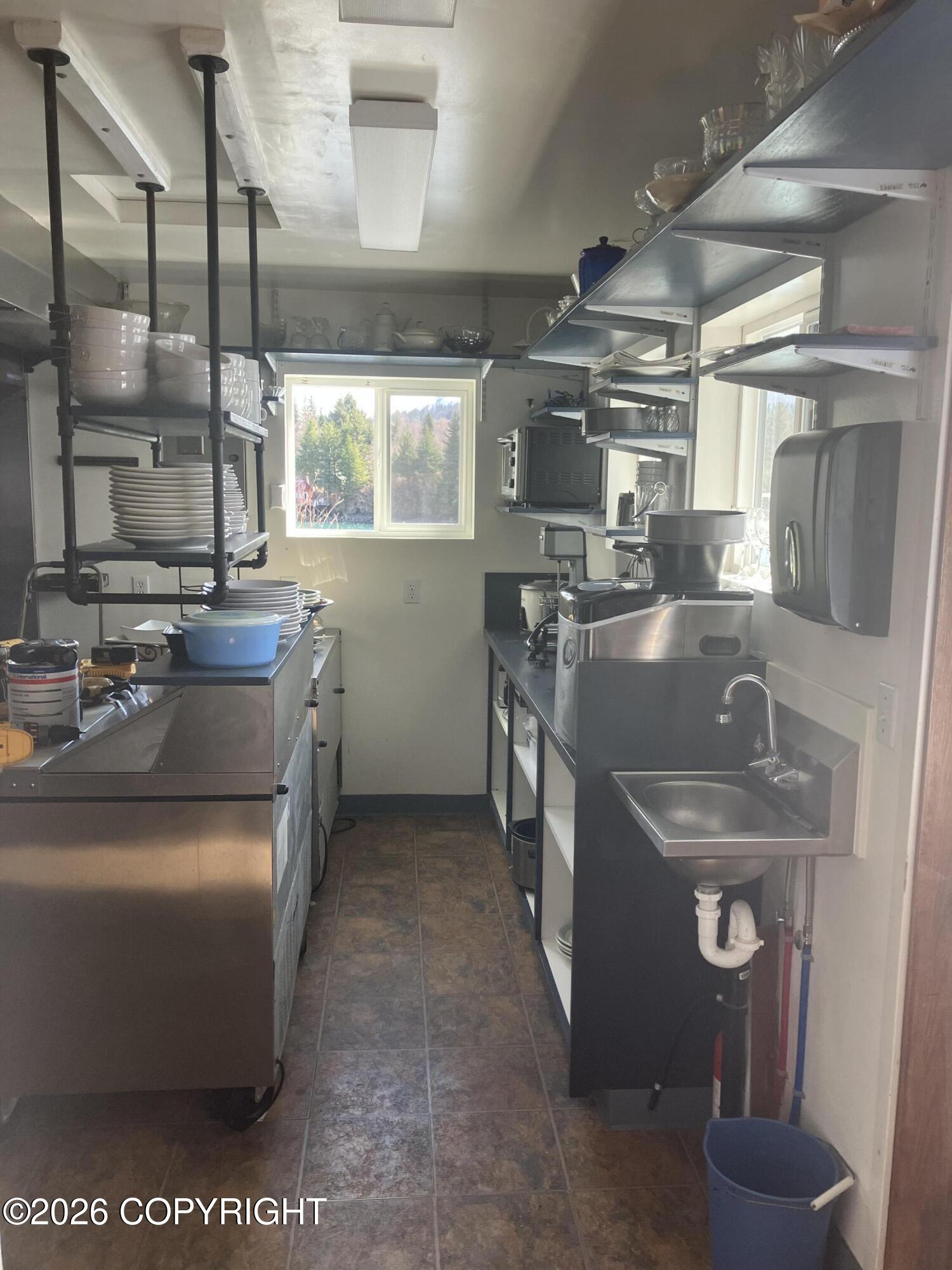 52045 Halibut Cove REM SW