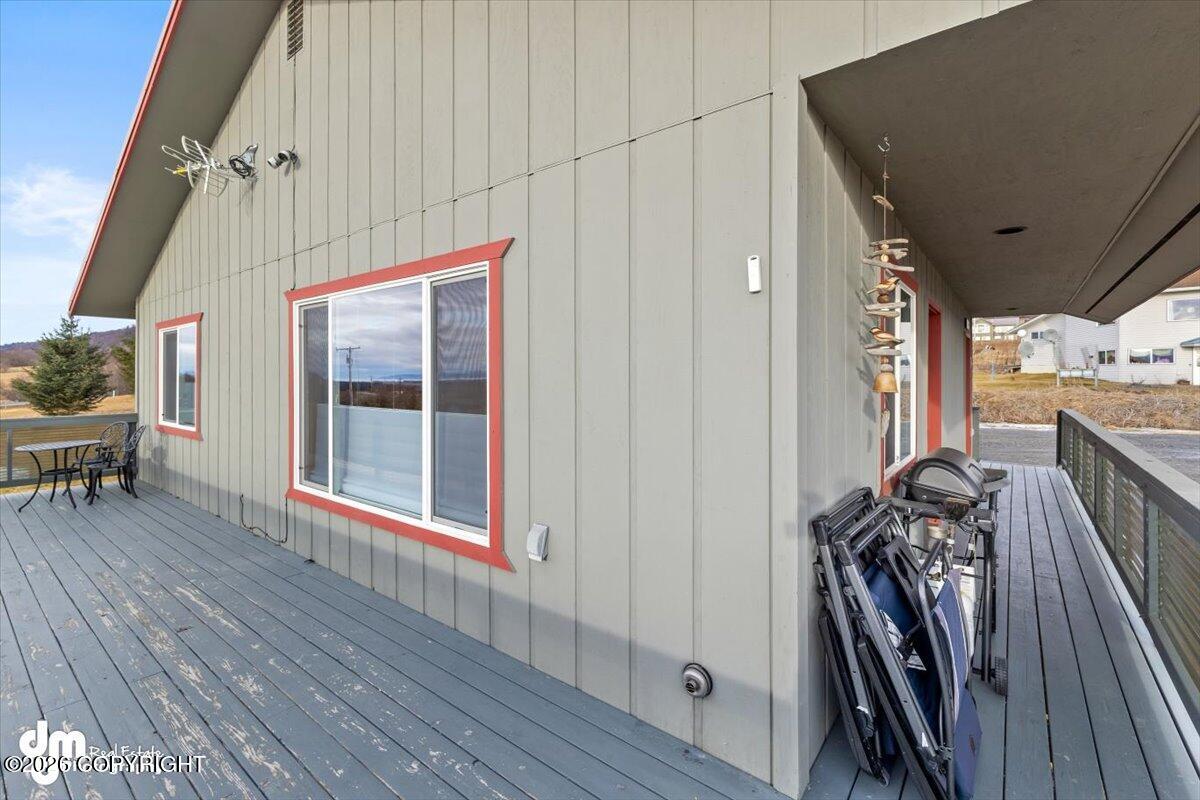 40895 Seaview Circle