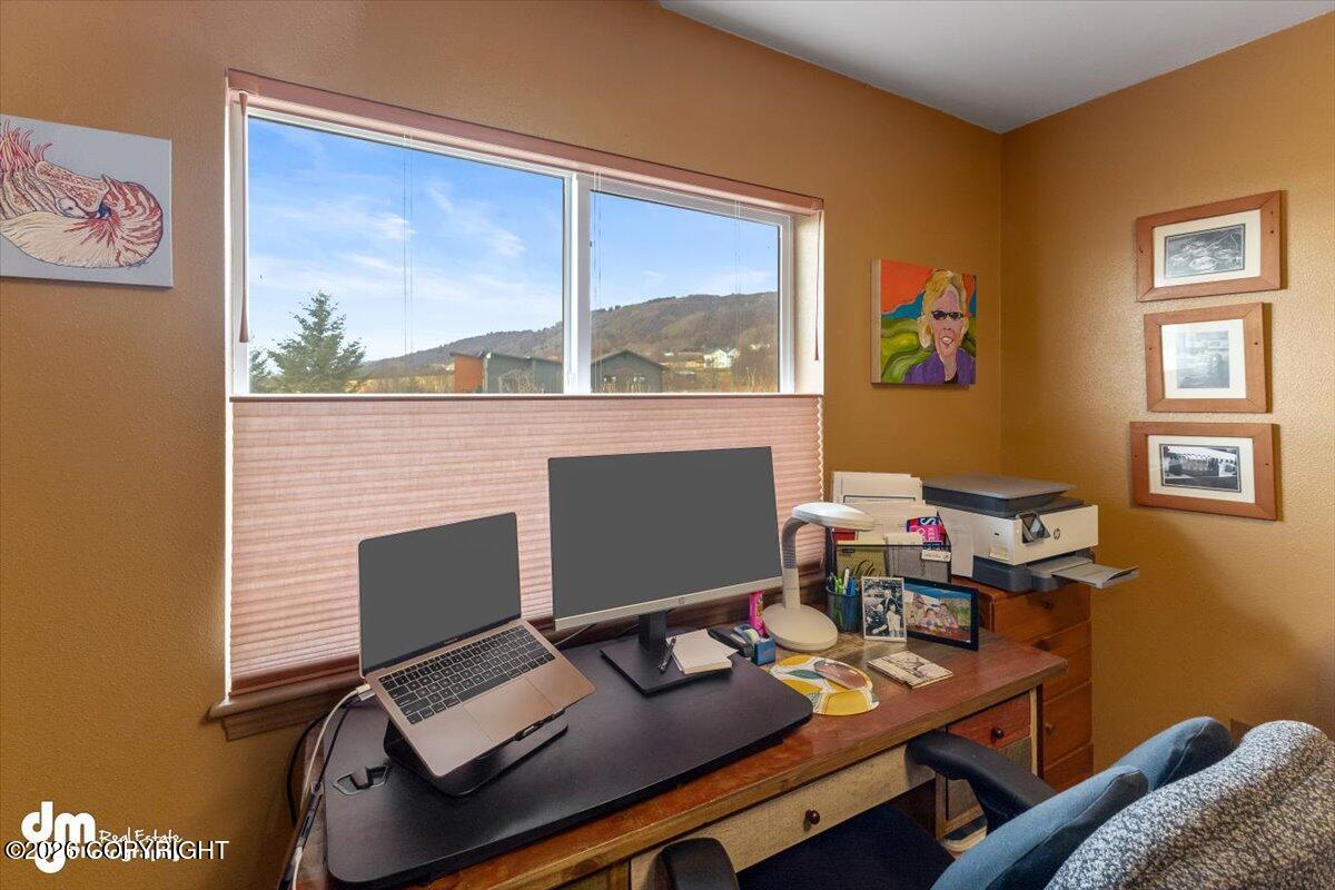 40895 Seaview Circle