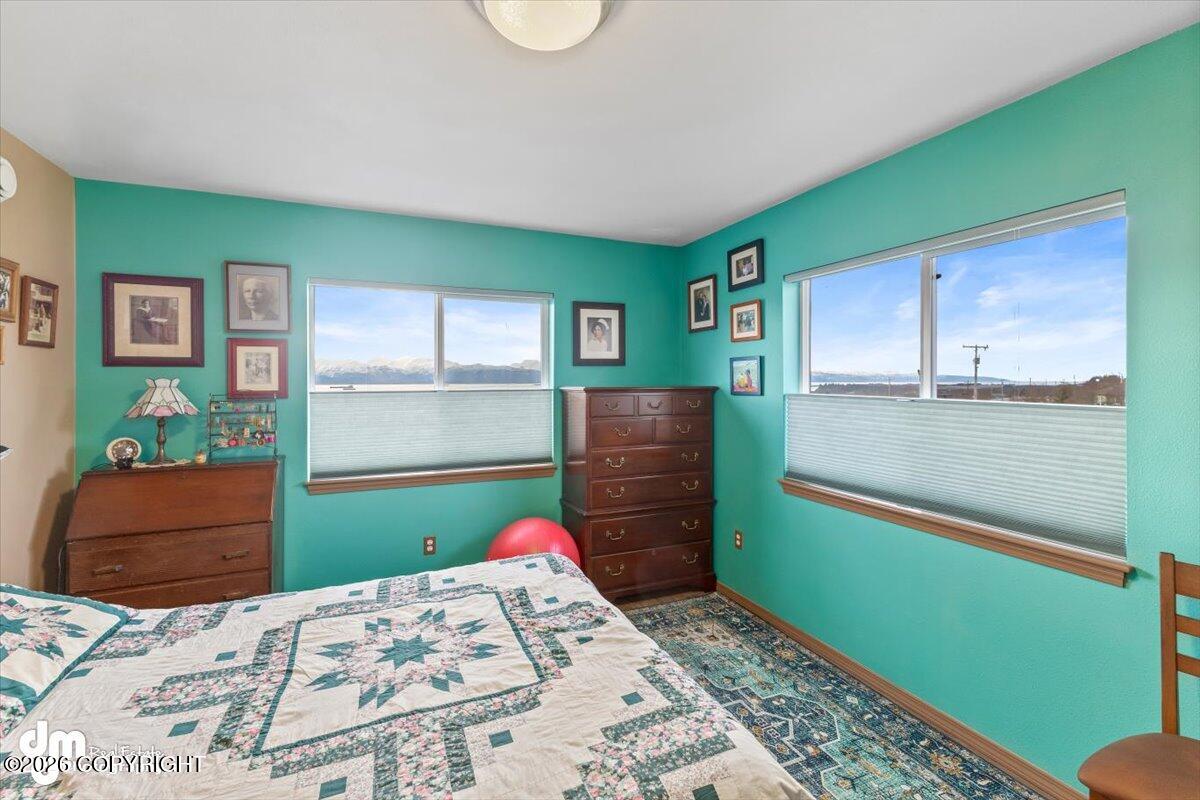 40895 Seaview Circle