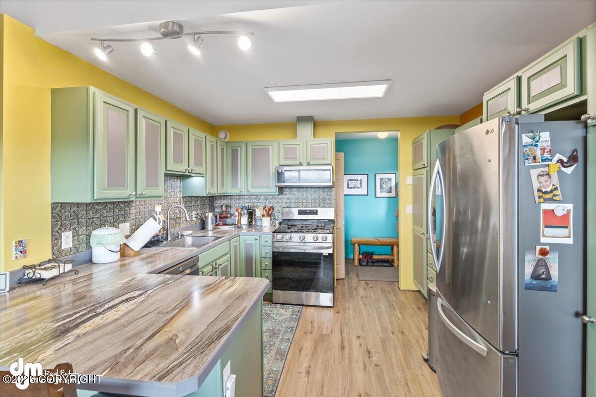 40895 Seaview Circle