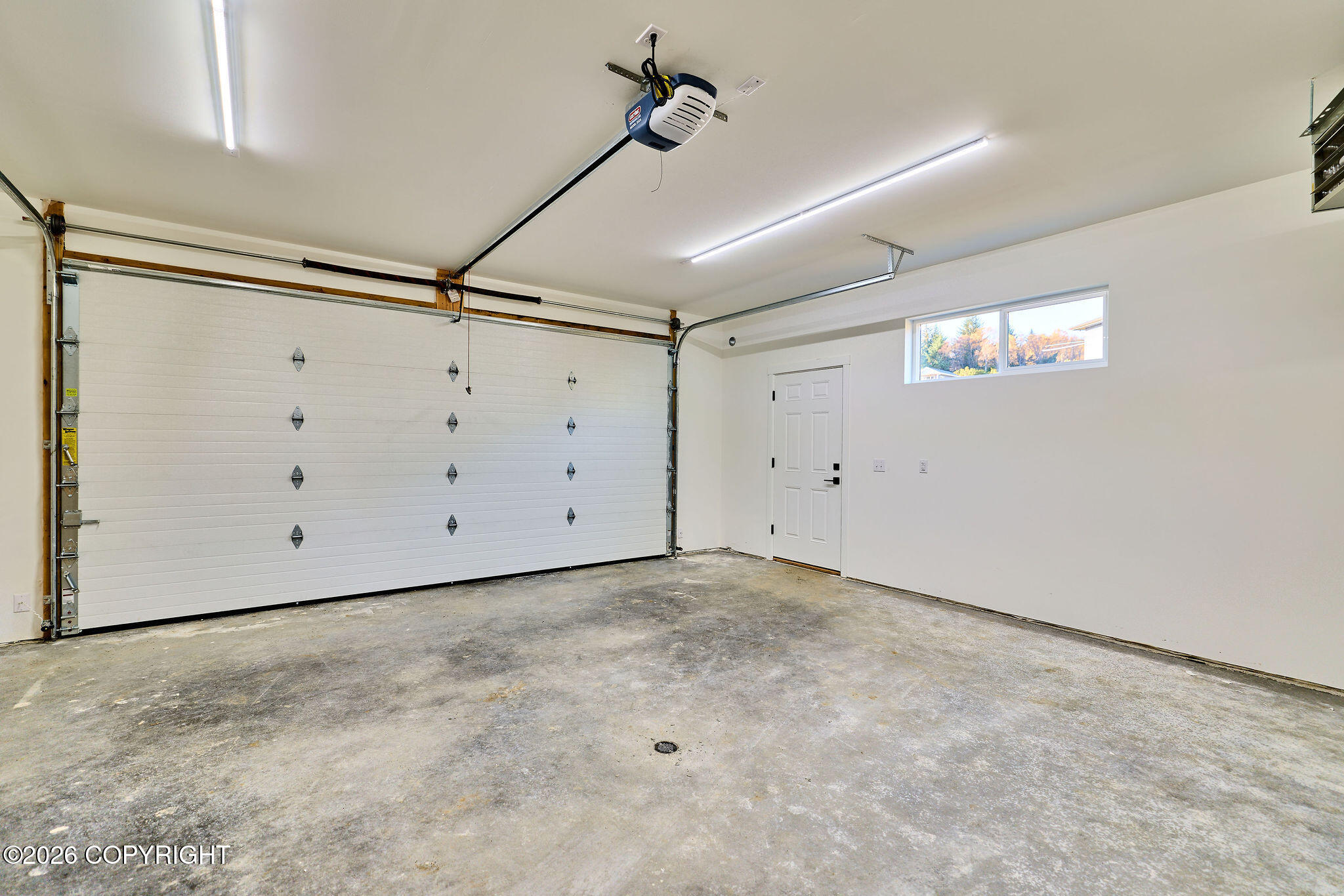 1082 Robert Avenue