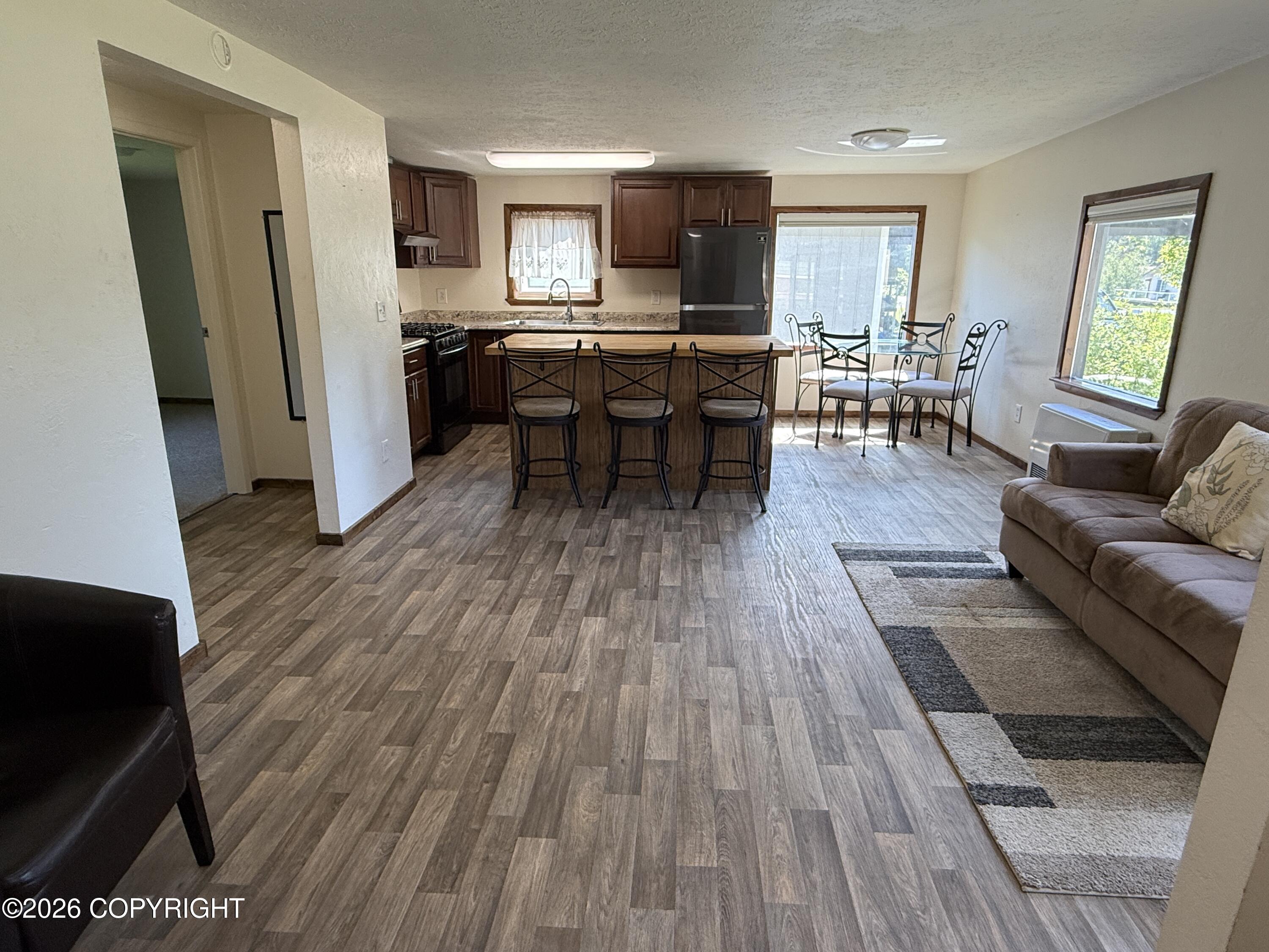 4698 Rochelle Road