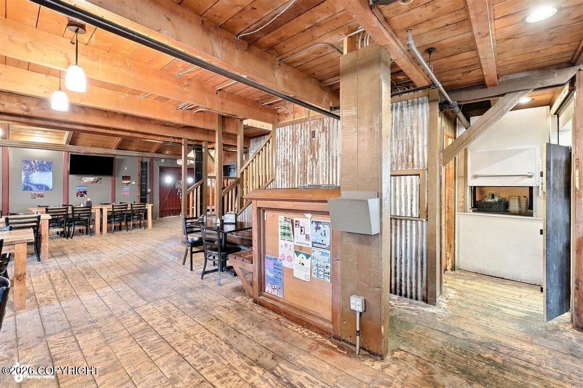 195 E Pioneer Avenue