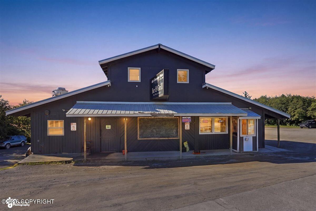 195 E Pioneer Avenue