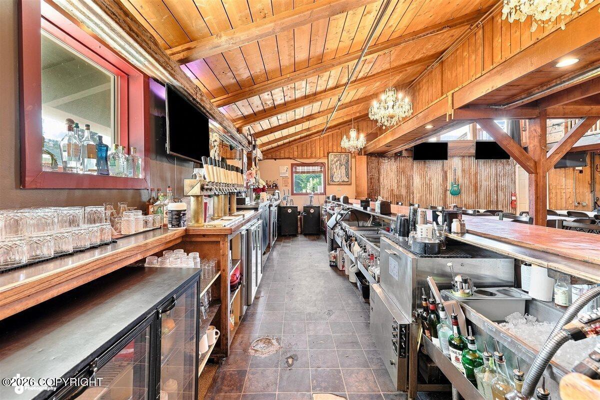 195 E Pioneer Avenue