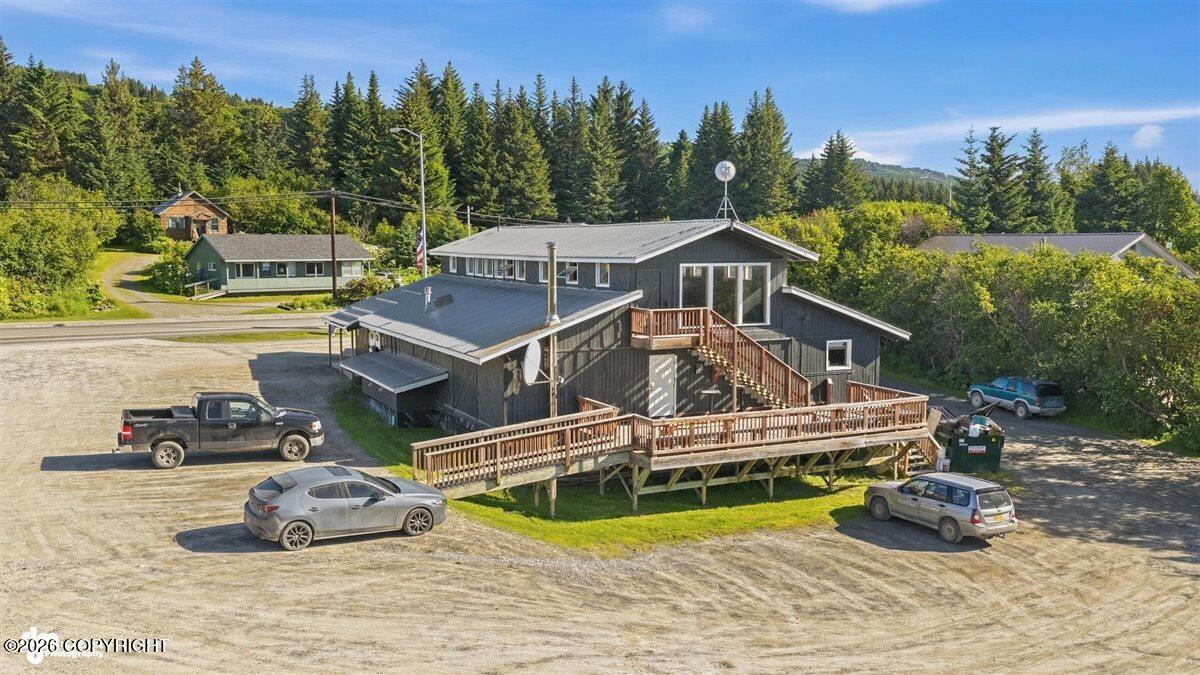 195 E Pioneer Avenue