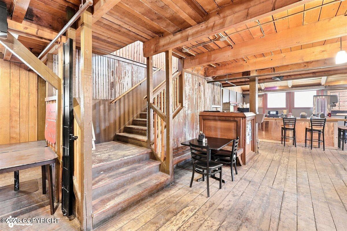195 E Pioneer Avenue
