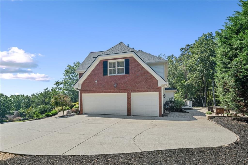 1990 Sawnee Court