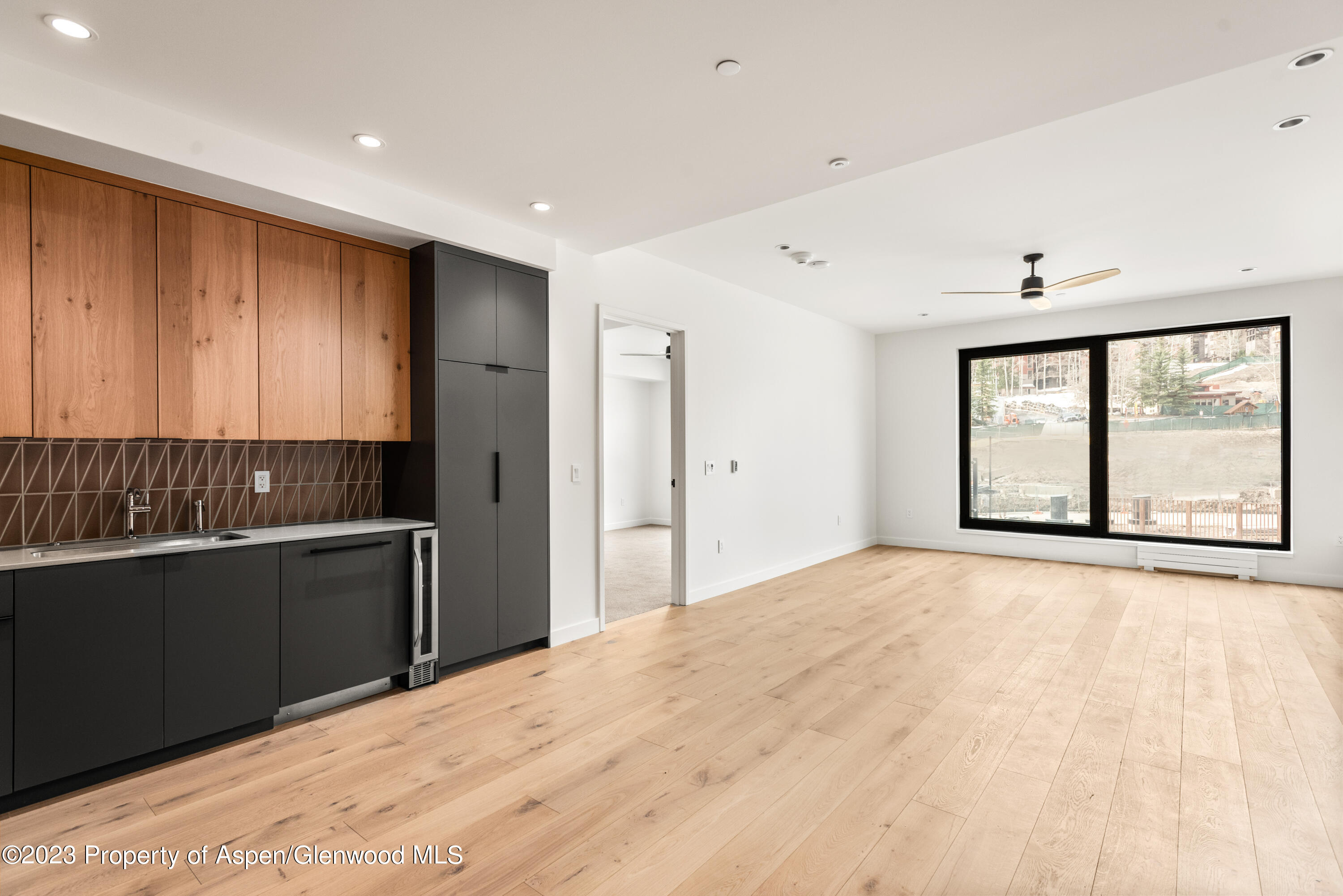 119 Wood Road, 203