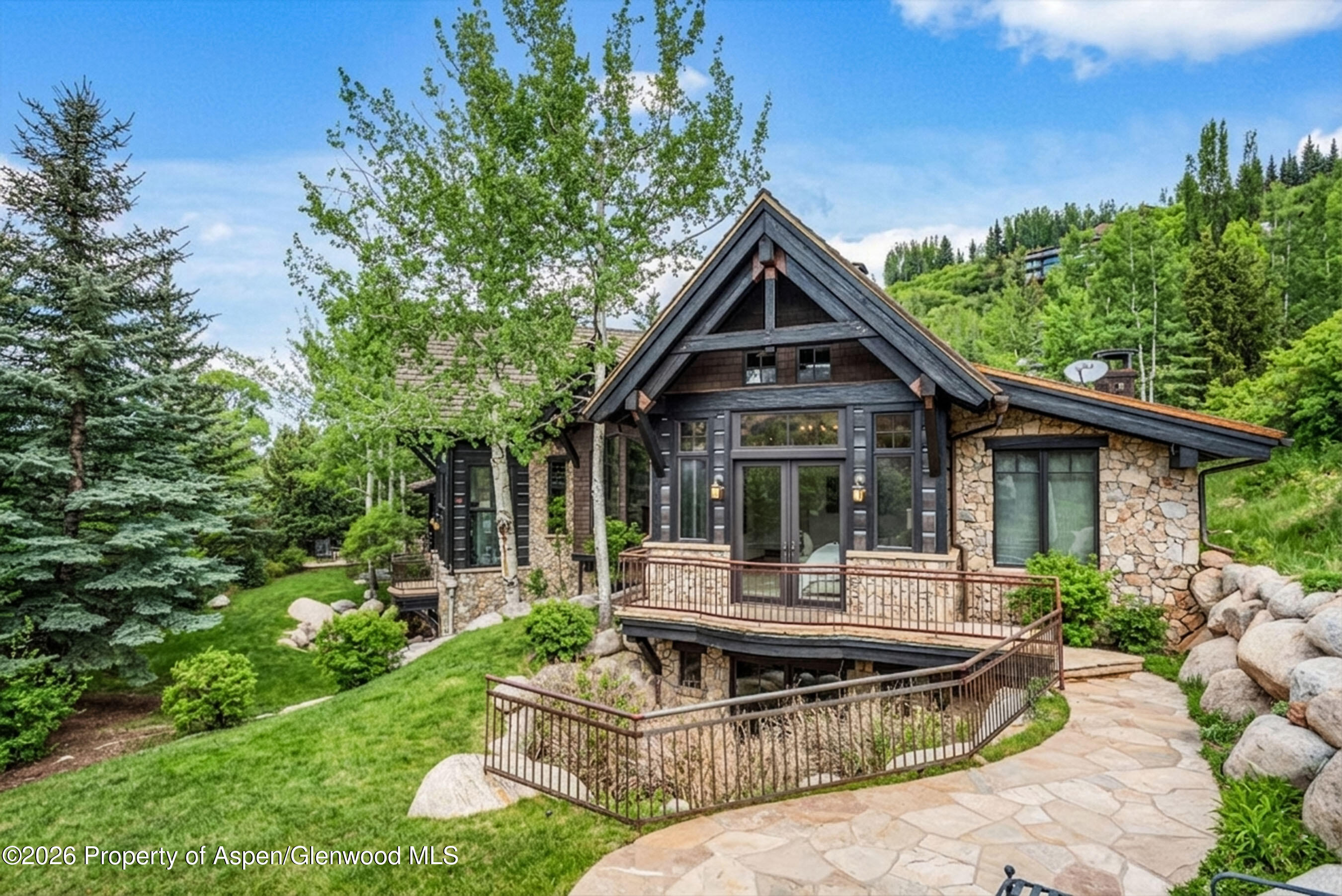 27 Nighthawk Drive