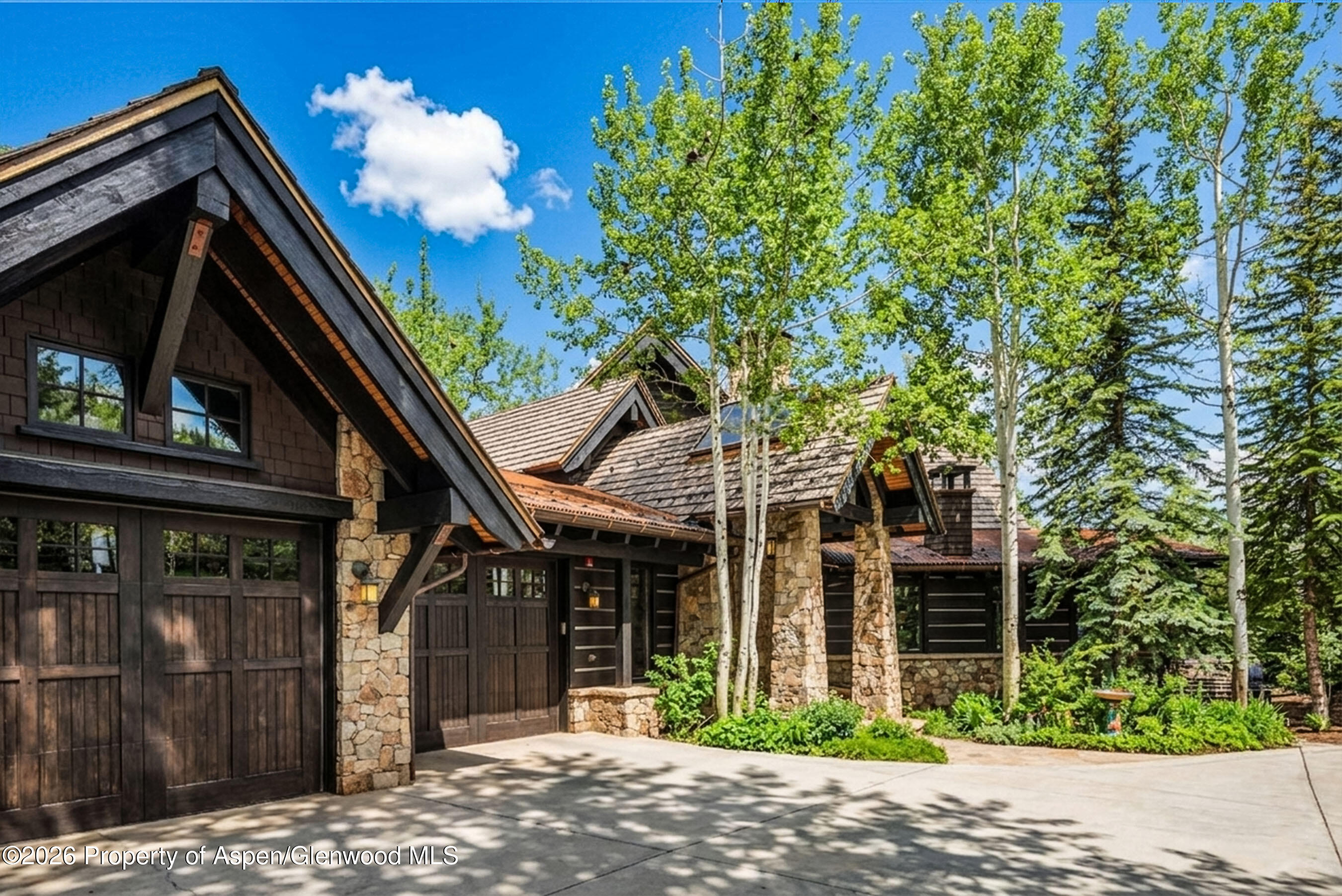 27 Nighthawk Drive