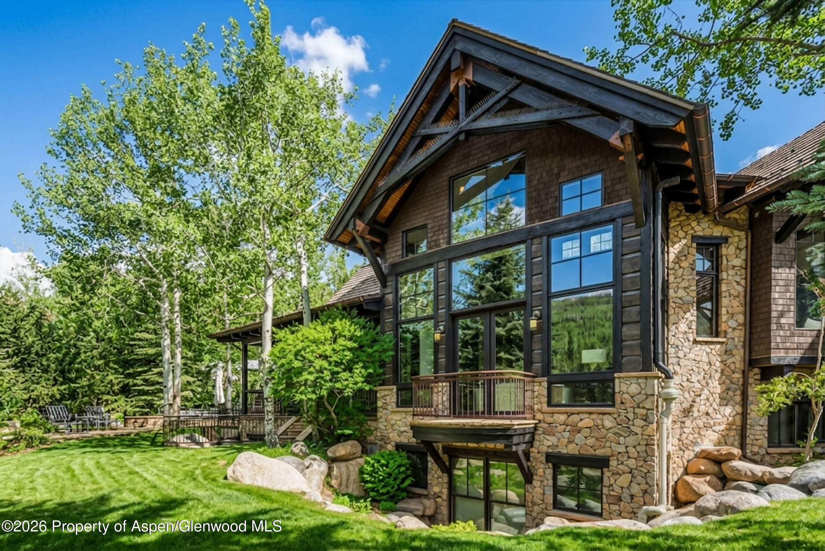 27 Nighthawk Drive