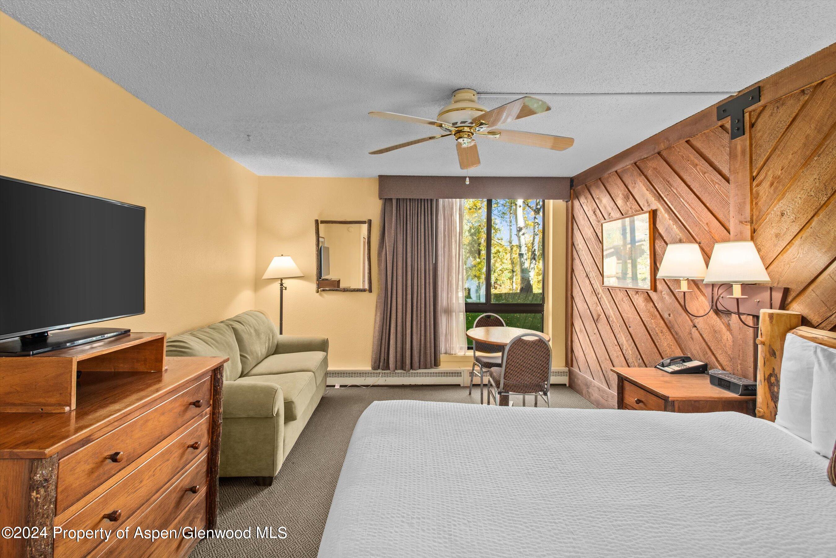 300 Carriage Way, 106