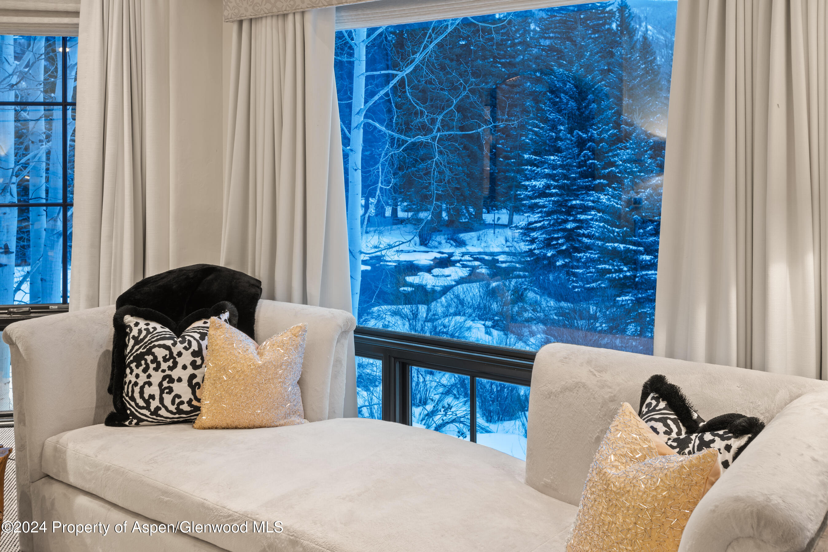1449 Crystal Lake Road