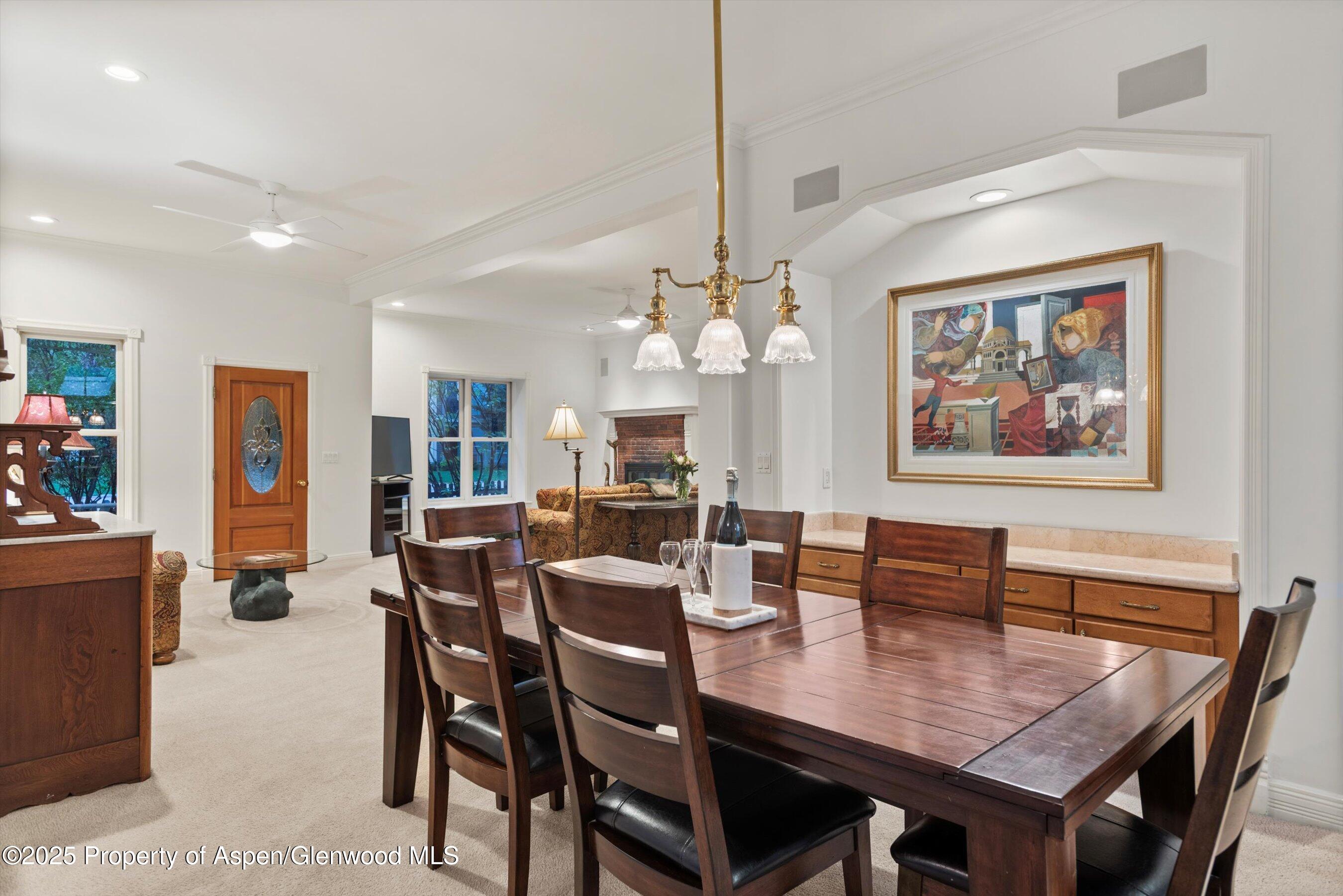 718-716 W Hallam Street