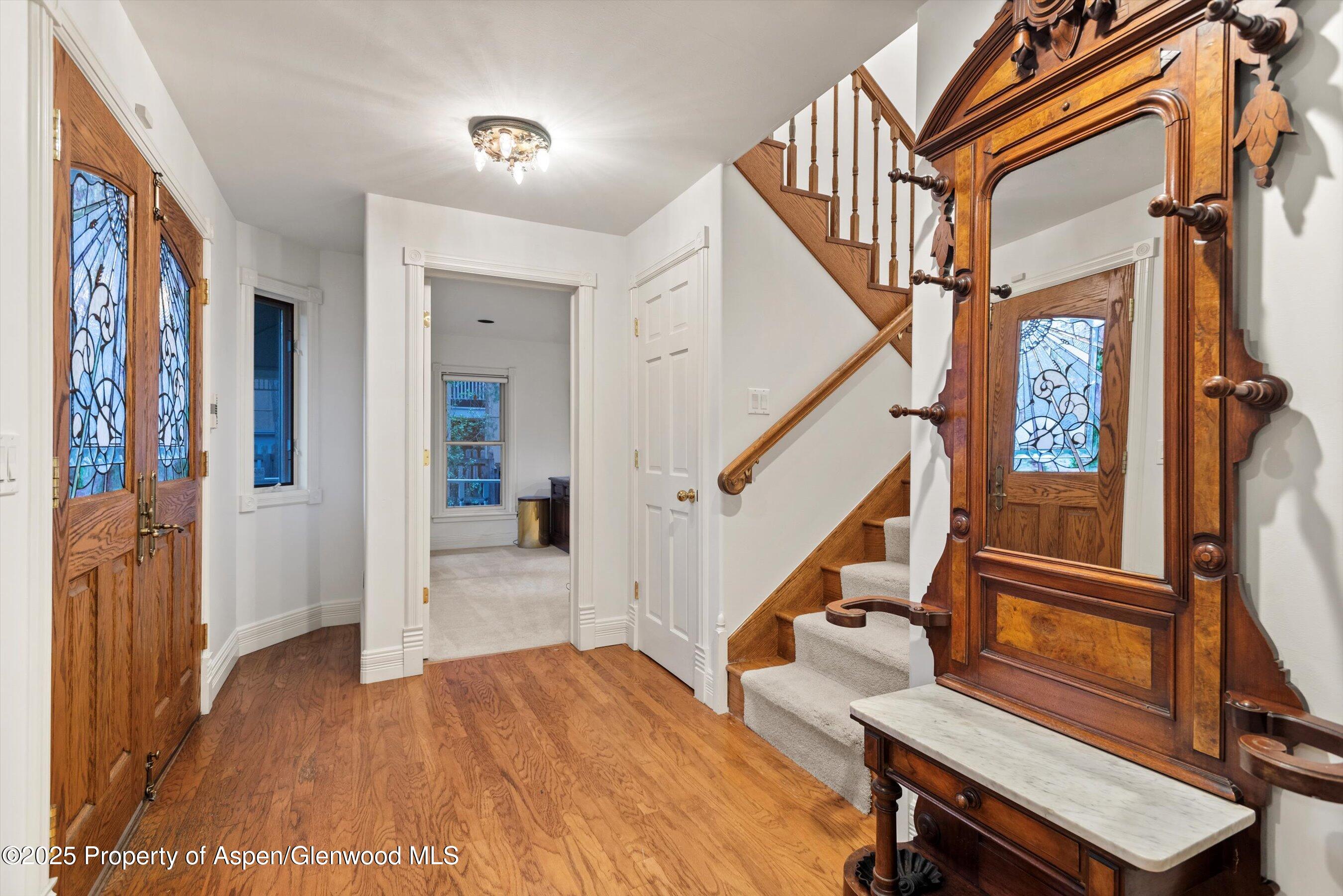 718-716 W Hallam Street