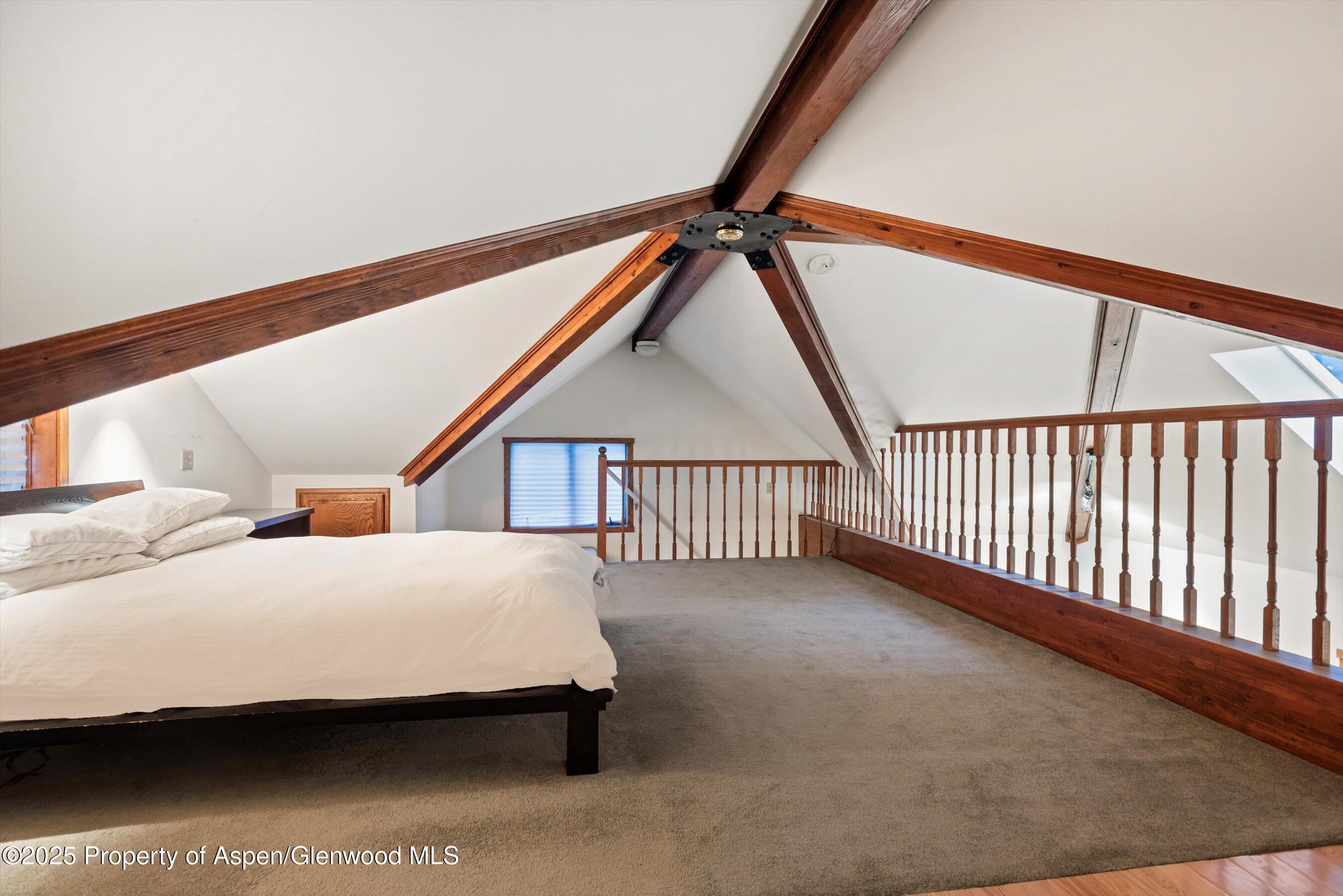 718-716 W Hallam Street