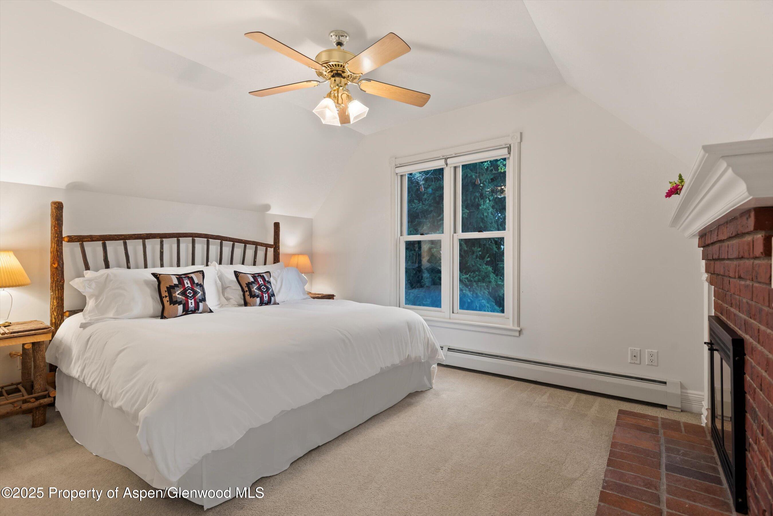 718-716 W Hallam Street