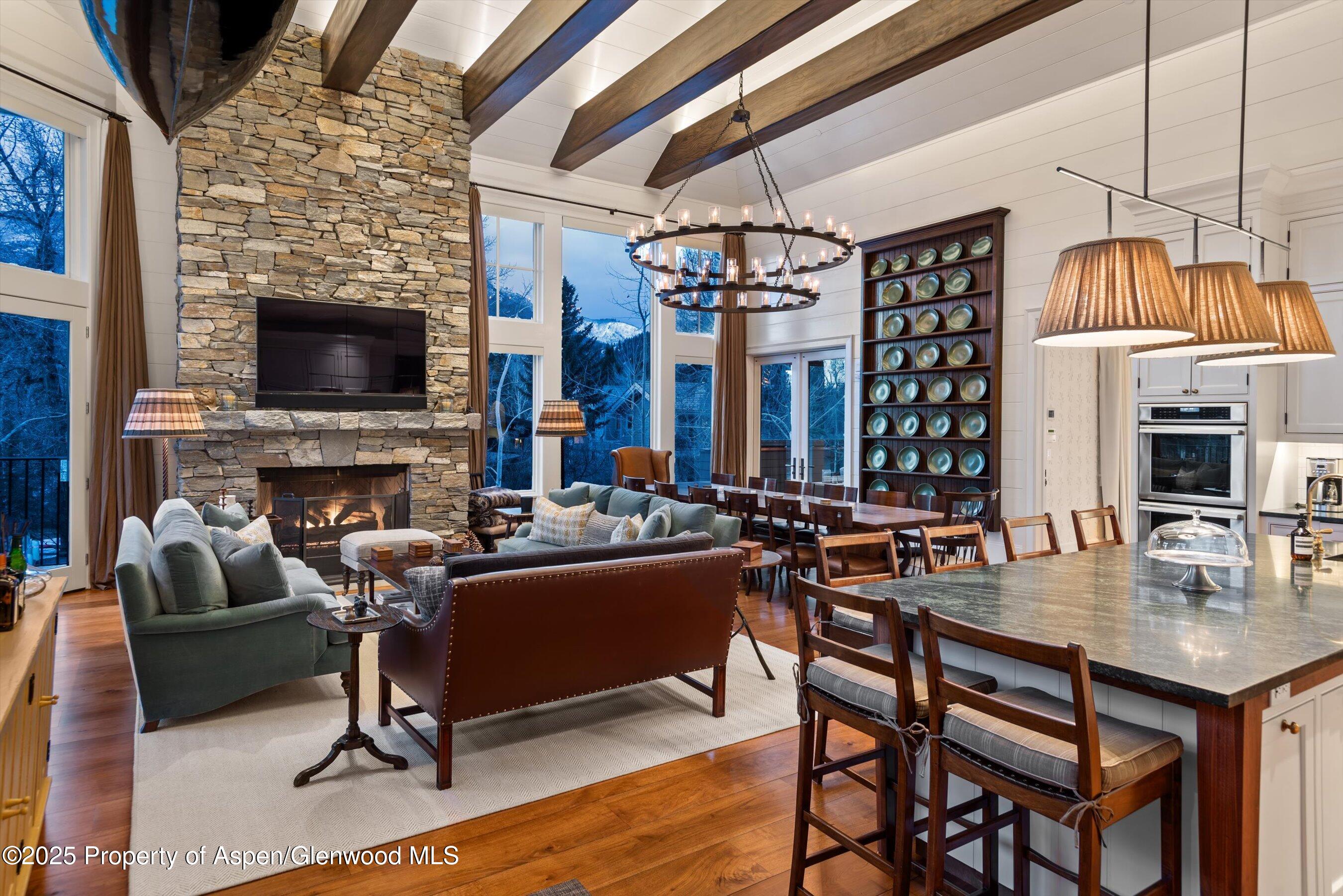 306 S GARMISCH Street, A