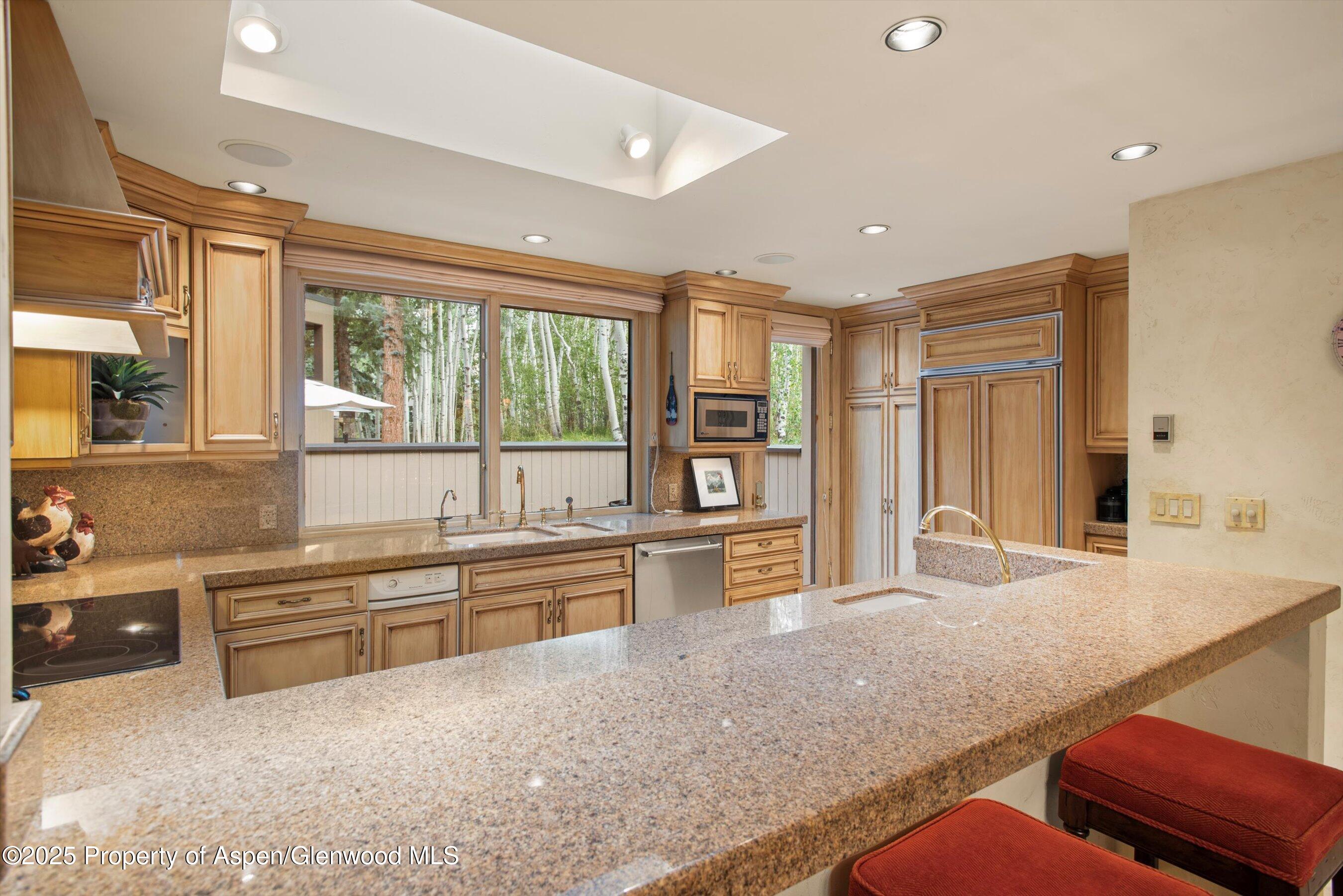 1428 CRYSTAL LAKE Road, A4