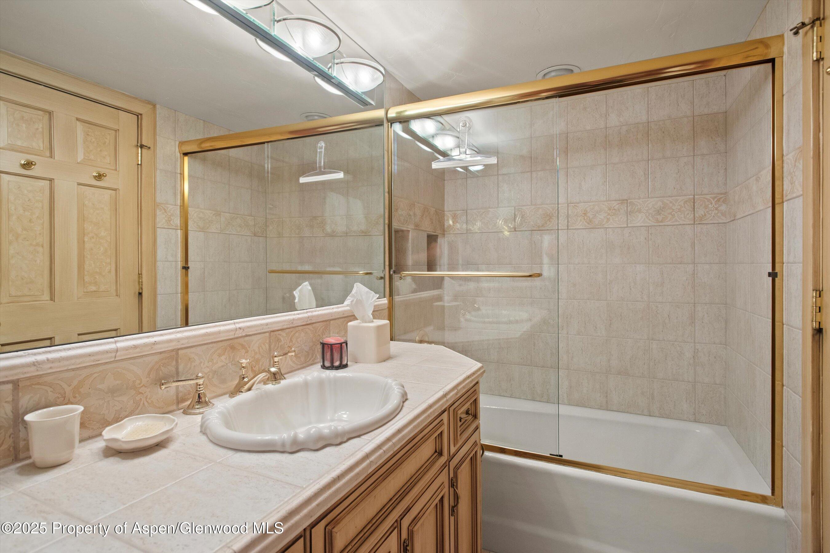 1428 CRYSTAL LAKE Road, A4
