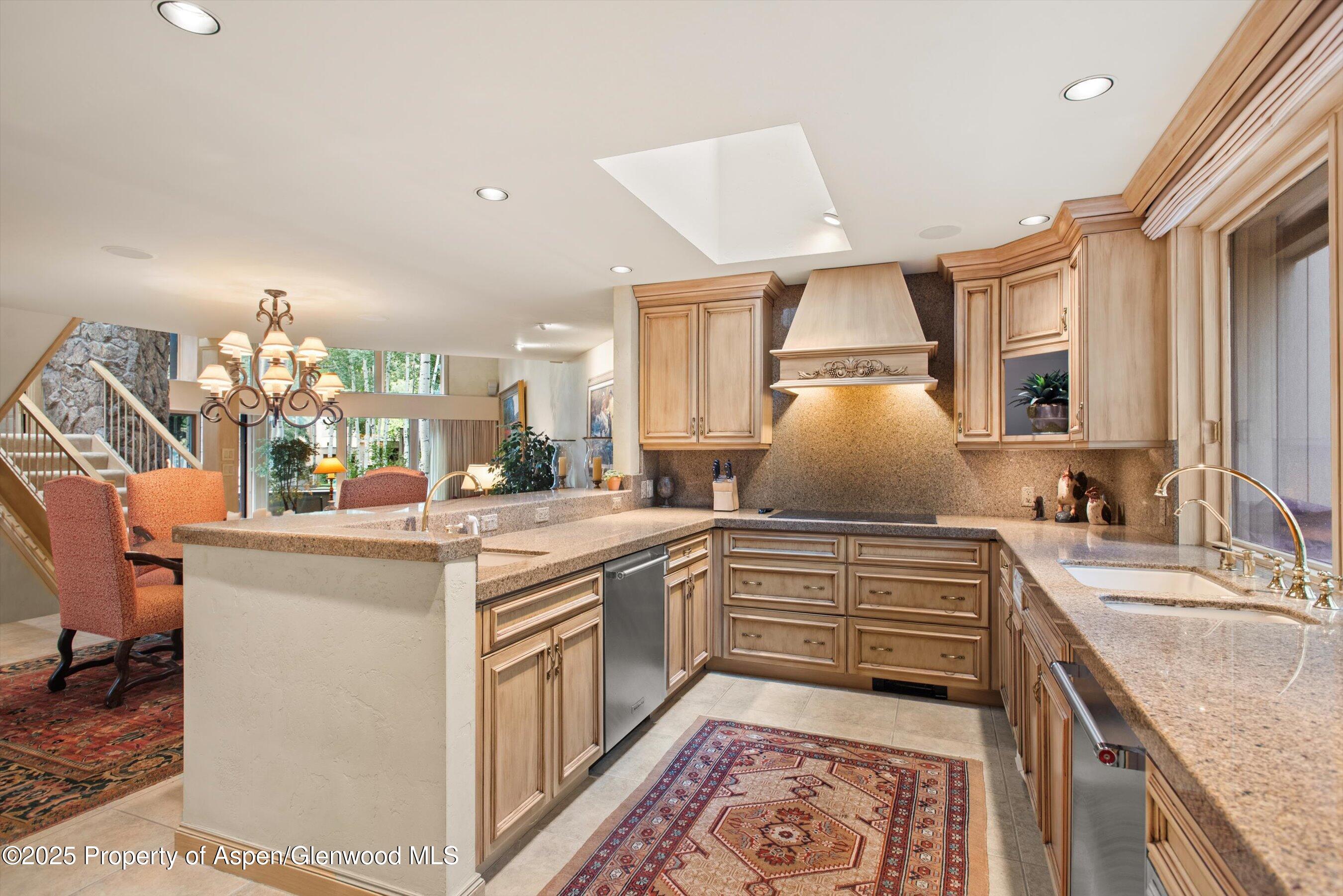 1428 CRYSTAL LAKE Road, A4