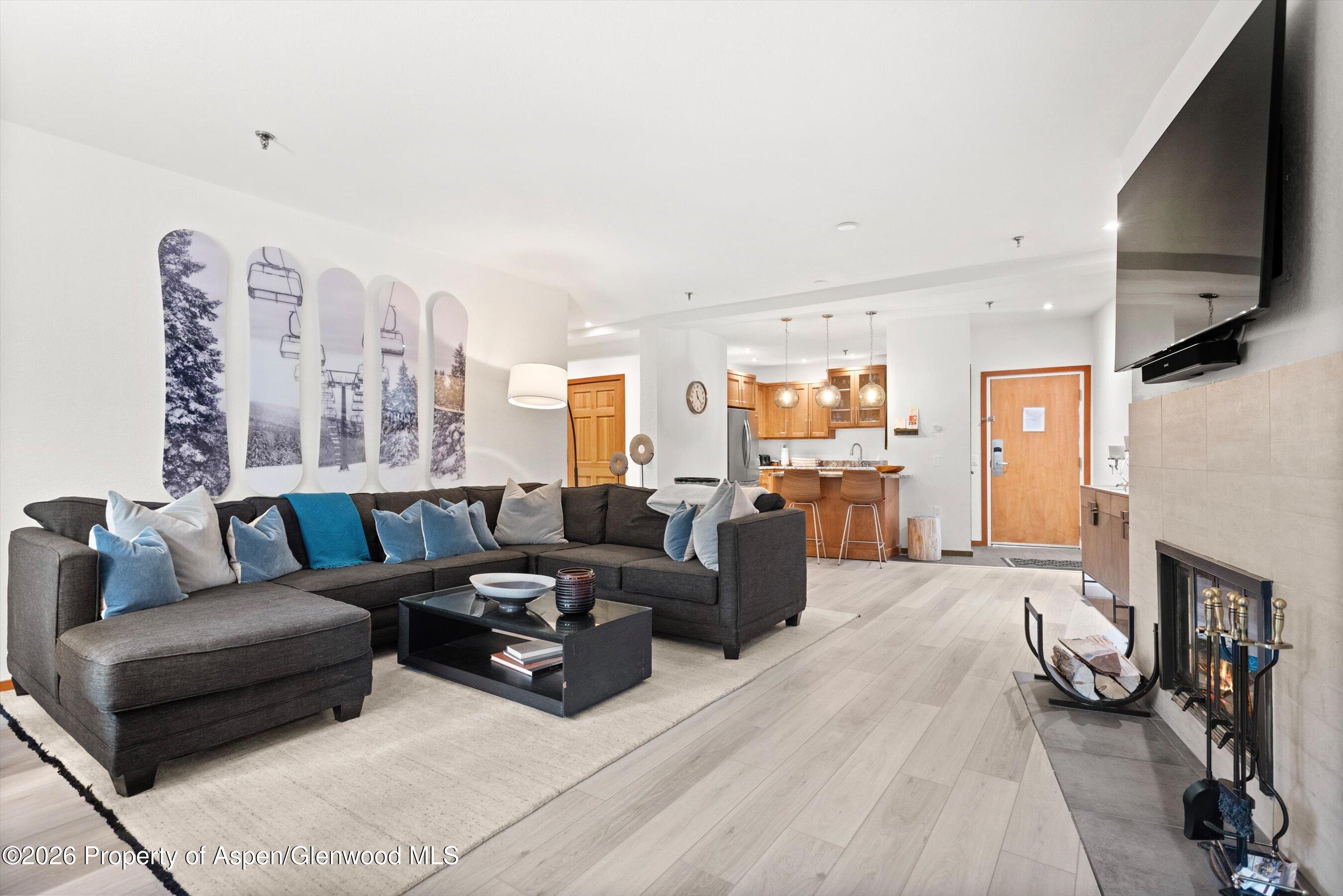 425 Wood Road, 19